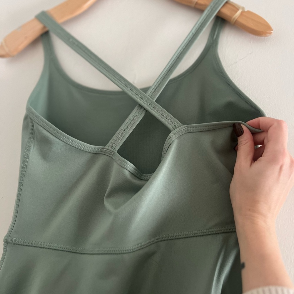 Green Workout Dress w/ shorts & pockets super soft excellent condition Sz XS - Picture 3 of 6